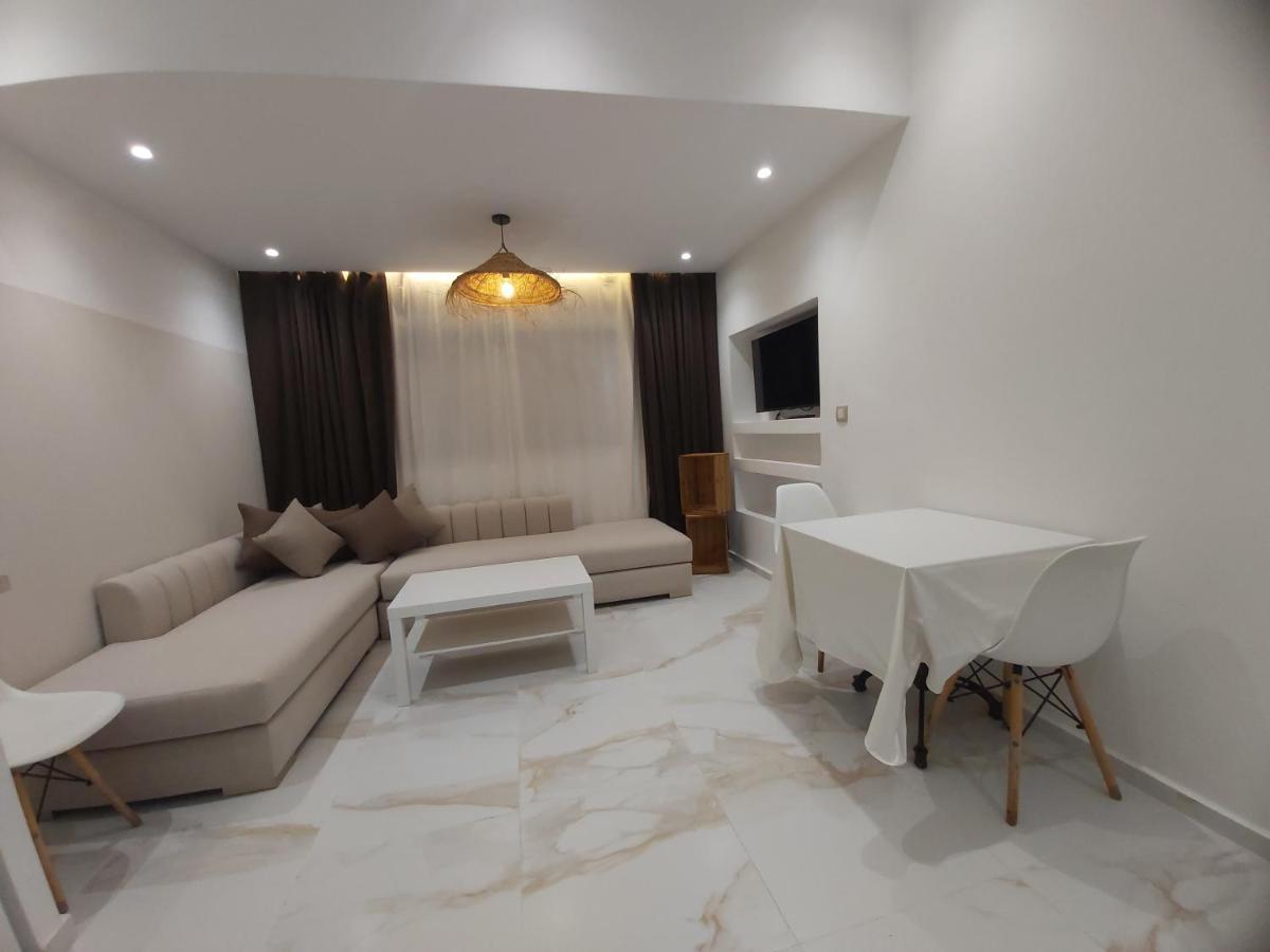 Piso Centrico Y A Pie De Playa. Apartment Martil Exterior photo